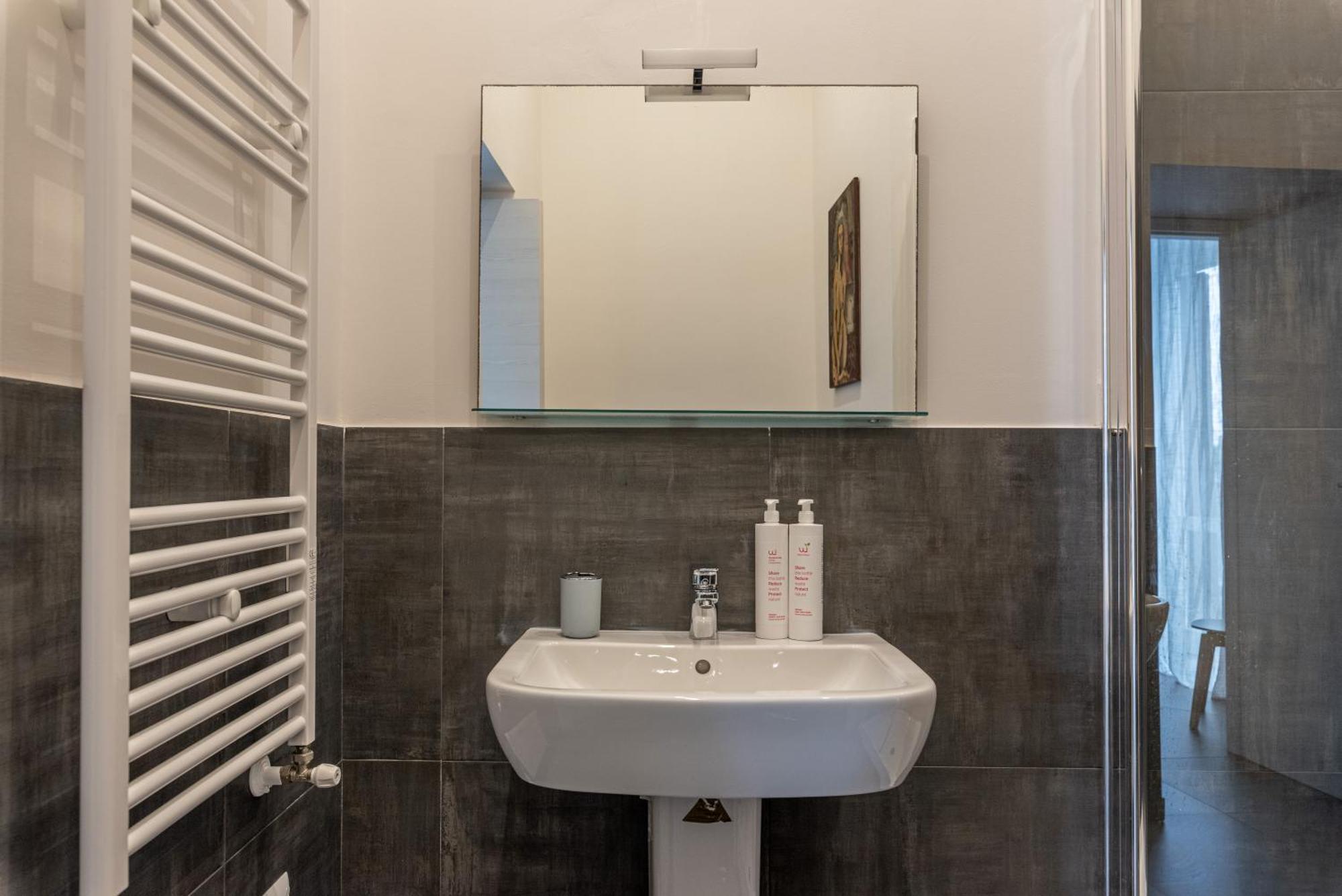 Apartments La Cala By Wonderful Italy باليرمو المظهر الخارجي الصورة